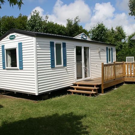 Camping De La Baie Hotell La Trinité-sur-Mer Exteriör bild