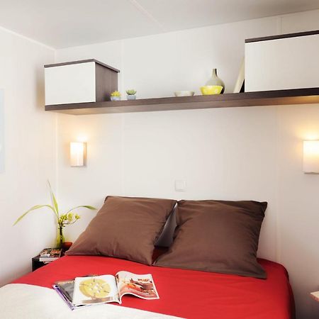 Camping De La Baie Hotell La Trinité-sur-Mer Exteriör bild