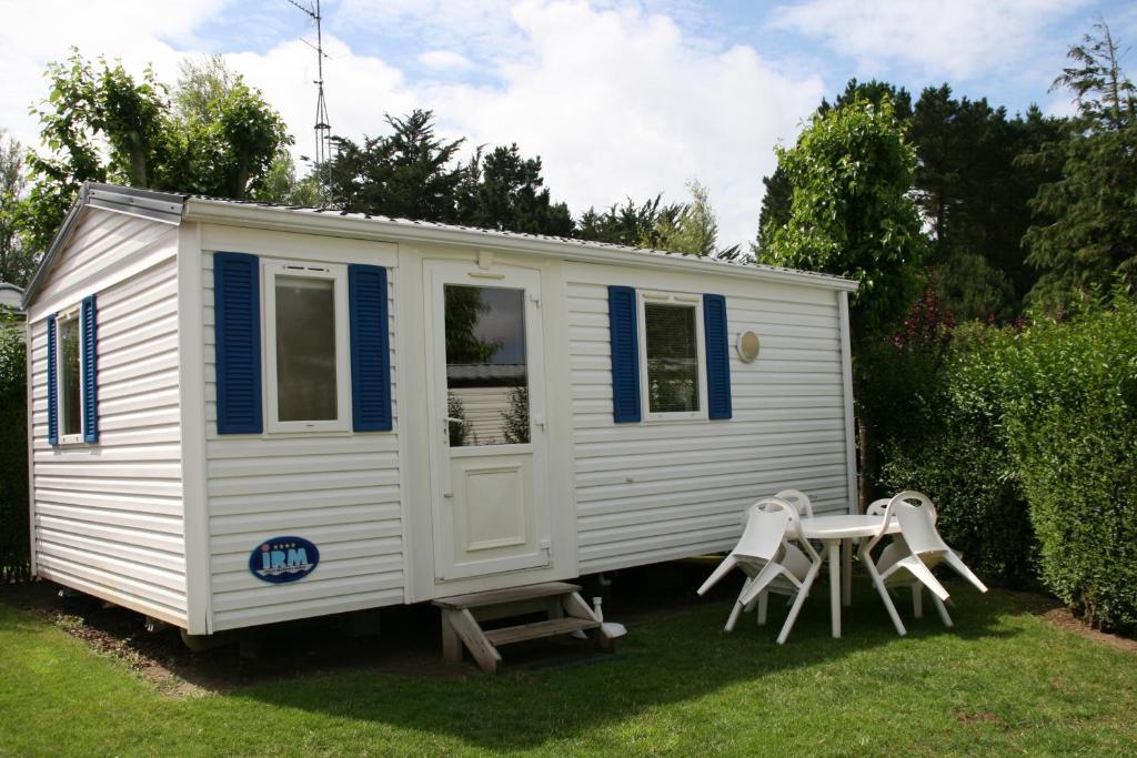 Camping De La Baie Hotell La Trinité-sur-Mer Rum bild