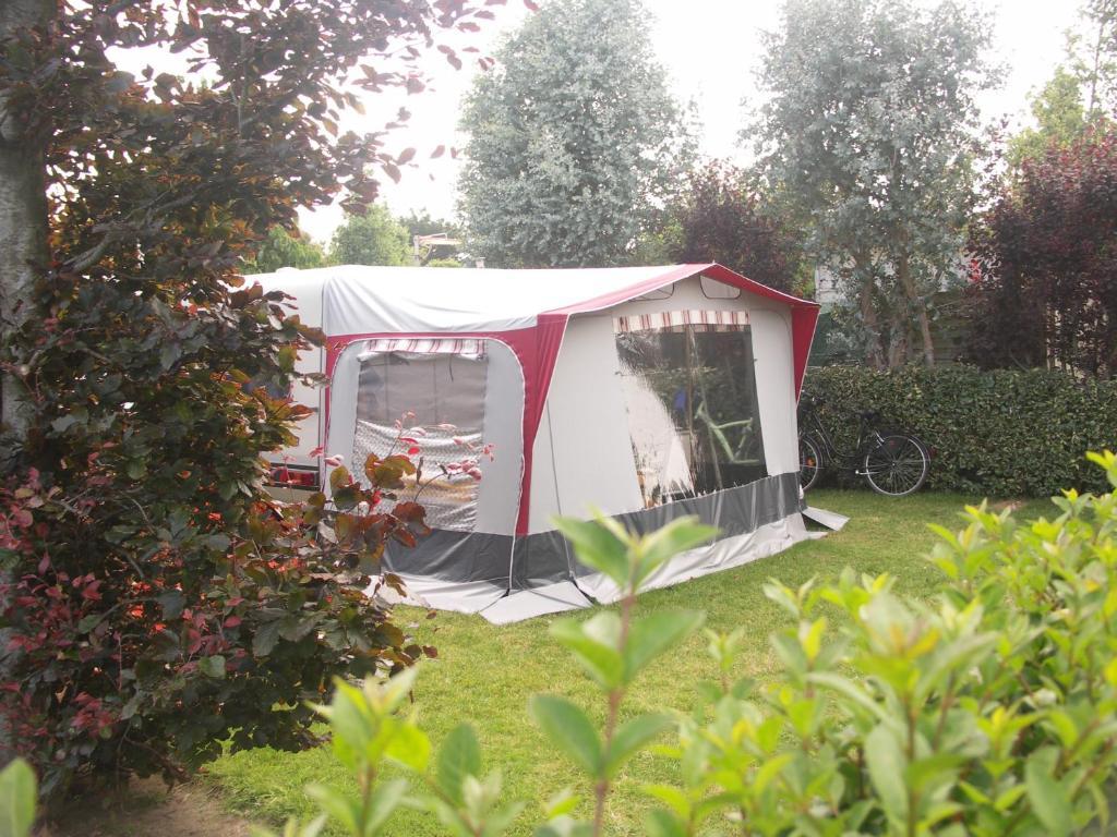 Camping De La Baie Hotell La Trinité-sur-Mer Exteriör bild