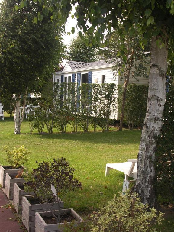 Camping De La Baie Hotell La Trinité-sur-Mer Exteriör bild