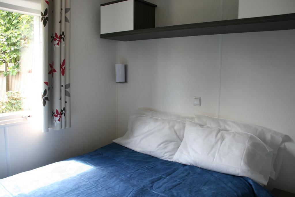 Camping De La Baie Hotell La Trinité-sur-Mer Exteriör bild